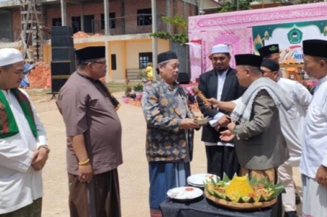 Gubernur Al Haris: Ponpes Ini Ikut Berkontribusi untuk Pendidikan Jambi