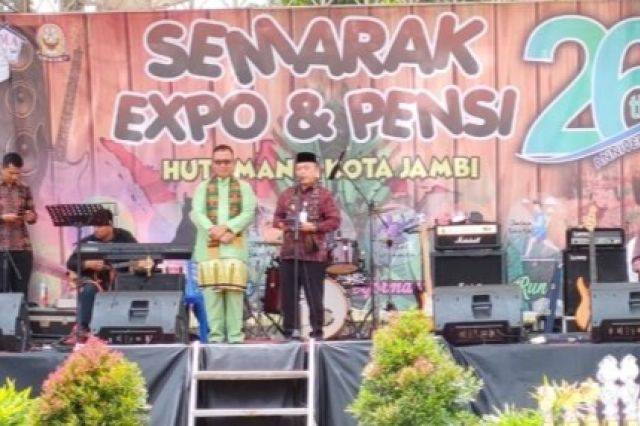 Apresiasi Semarak Expo dan Pensi SMA 11 Kota Jambi, Gubernur Al Haris: Jadi Wadah Kreativitas Siswa