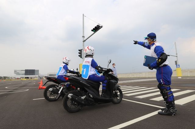 Ingin Berkendara Aman: Sinsen Ajak Masyarakat Kenali Potensi Bahaya di Jalan