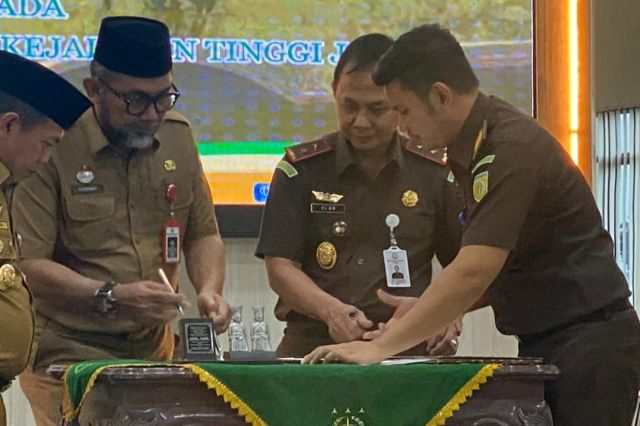 Pemprov Jambi Kembali Hibahkan Tanah ke Kejaksaan: Kali Ini untuk RS Rahab Narkotika