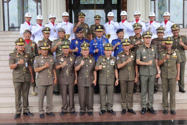 Gubernur Al Haris: Satpol PP, Damkar dan Satlinmas Harus Tingkatkan Kesiapsiagaan