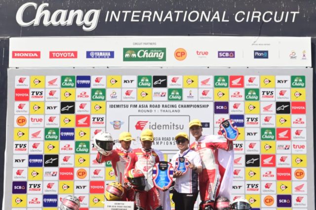 Indonesia Raya Berkumandang: Pebalap Astra Honda Sapu Bersih Podium ARRC Thailand