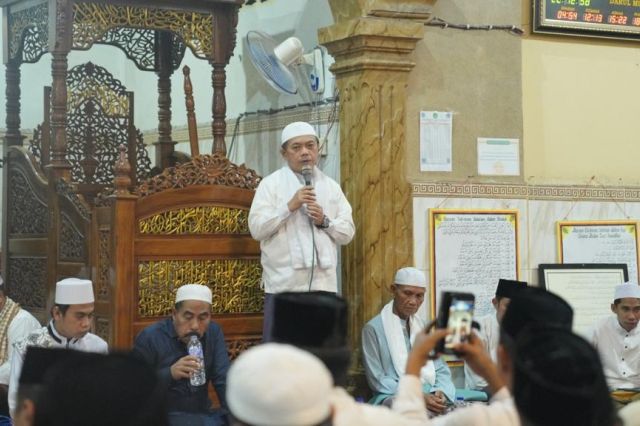 Safari Ramadan di Niaso Muaro Jambi: Gubernur Al Haris Bawa Pejabat Silaturahmi dengan Masyarakat