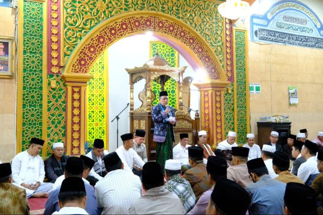 Pererat Silaturahmi: Wagub Abdullah Sani Safari Ramadan di Kumun Debai Sungai Penuh