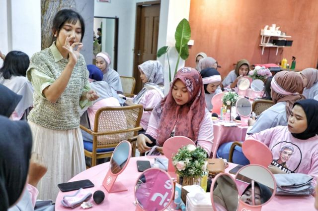 Beauty Class: Cara Srikandi Ganjar Jambi Ajak Perempuan Milenial untuk Mempercantik Diri