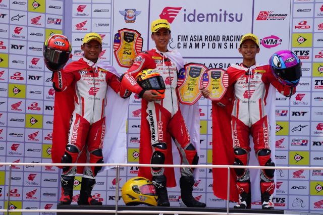 Pebalap Astra Honda Kembali Kuasai Podium: Indonesia Raya Berkumandang di Balapan Asia