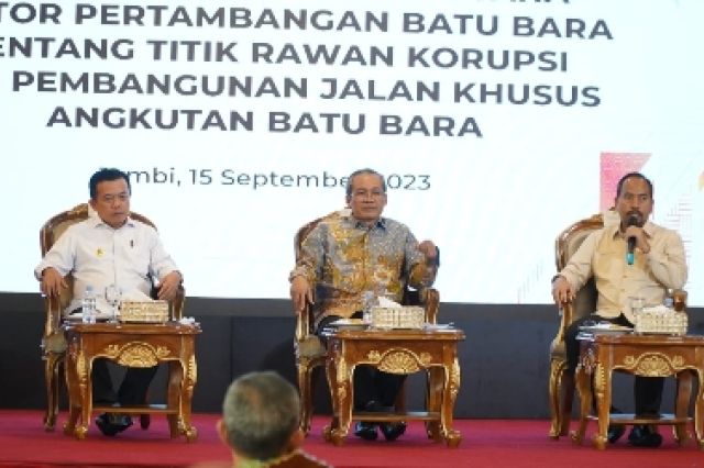 Gubernur Al Haris Paparkan Permasalahan Batu Bara ke KPK