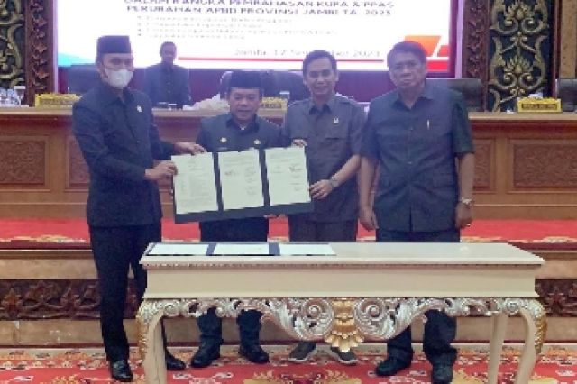 Seluruh Dewan Sepakati KUPA dan PPAS Perubahan APBD Provinsi Jambi Tahun Anggaran 2023