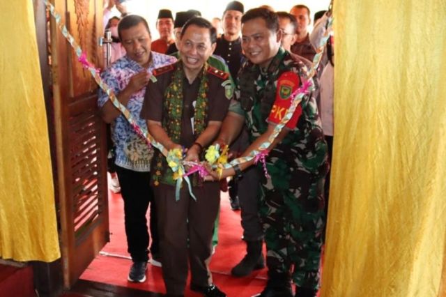 Resmikan Rumah RJ se Provinsi Jambi: Kajati Erlan Buka Kemungkinan Gandeng TNI