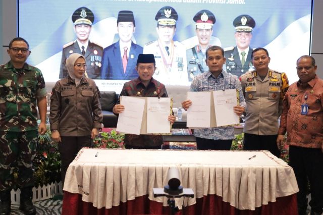 Pemprov Jambi Teken NPHD Pilgub Jambi Rp 61,1 Miliar