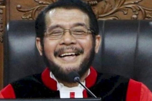 Anwar Usman Diberhentikan dari Jabatan Ketua MK