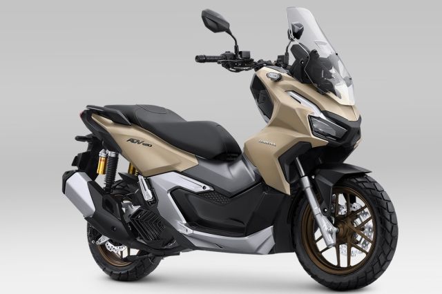 Semakin Tangguh: New Honda ADV160 Hadir dengan Warna Baru