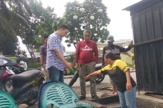 Budi Yako Kunjungi Pedagang Kuliner di Tanggo Rajo