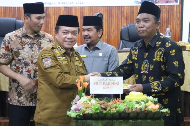 Buka Rakorda PABPDSI: Gubernur Al Haris Perjuangkan Insentif BPD