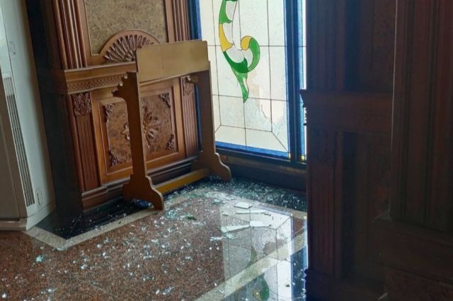 Aksi Demo Sopir Batubara Ricuh: Kantor Gubernur Dirusak Massa