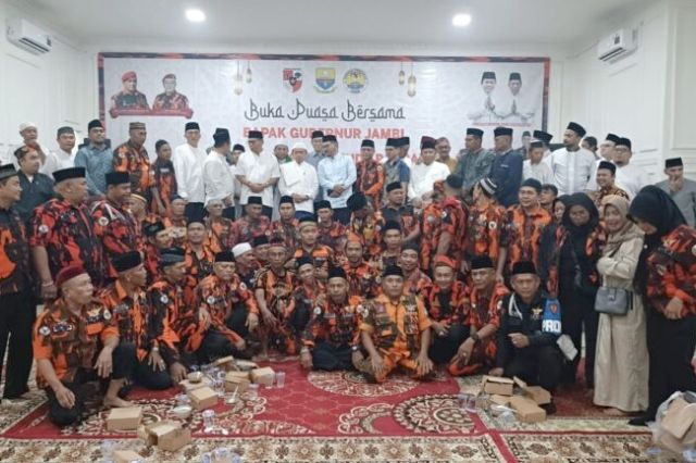 Hadiri Buka Puasa Bersama: Gubernur Al Haris Disambut Hangat Keluara Besar Pemuda Pancasila