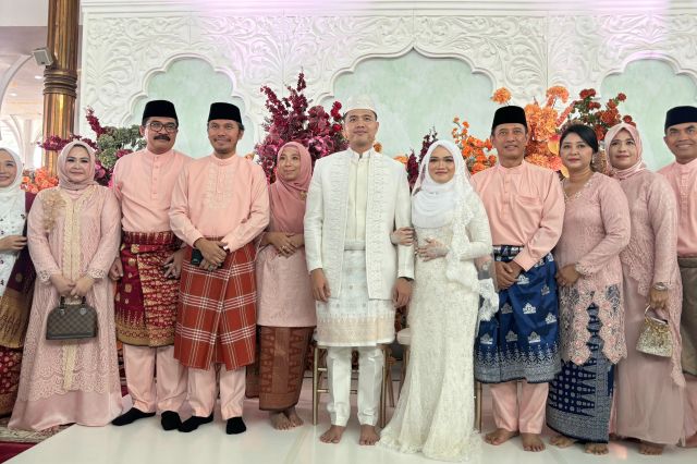 Edi Purwanto Beserta Istri Hadiri Akad Nikah Putri Gubernur Jambi