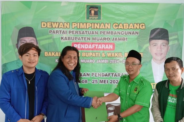 Hari Pertama Pembukaan: Tim Masnah Ambil Formulir di PPP Muaro Jambi