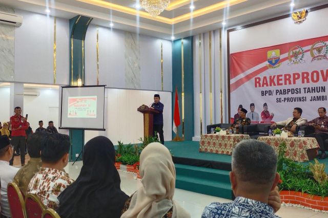 Gubernur Al Haris Buka Rakerprov III BPD/PABPDSI se Provinsi Jambi