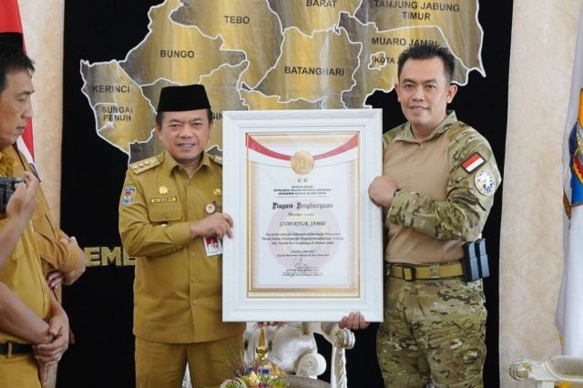 Al Haris Pernah Terima Penghargaan dari Densus 88 Anti Teror Polri