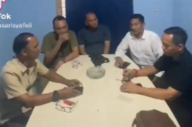 Al Haris-Sani Maafkan Perusak Baliho yang Dilakukan Tim RH