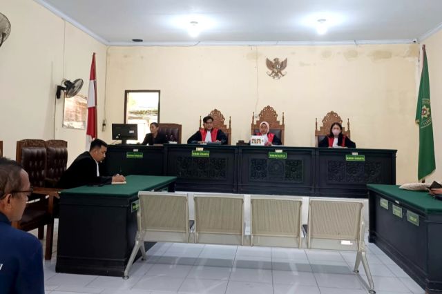 Dituntut 5 Bulan: Kuasa Hukum AS Menilai Putusan Terhadap Kliennya Cukup Sebetas Onslag
