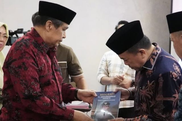 Buku Biografi Abdurrahman Sayoeti, Gubernur Al Haris: HBA Banyak Menginspirasi Saya dengan Kepemimpinan HAS