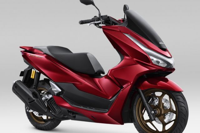 Sensasi Tarikan New Honda PCX160 Buktikan Performa Andal di Berbagai Kondisi Perjalanan