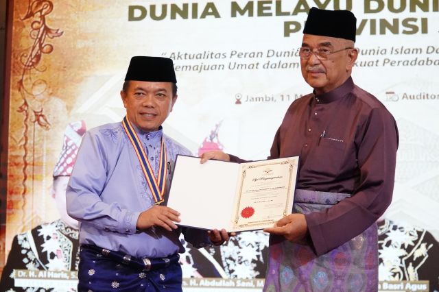 Gubernur Al Haris Dikukuhkan Sebagai Ketua DMDI Provinsi Jambi