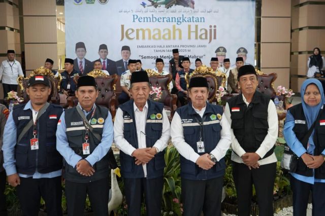 Lepas JCH Kloter 13: Wagub Abdullah Sani Ingatkan Jaga Fisik, Mental dan Kesehatan