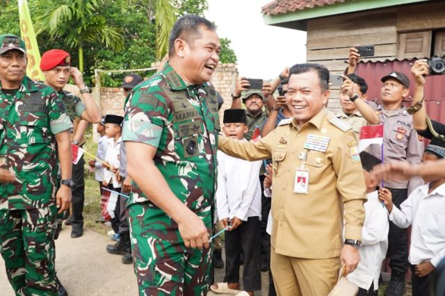 Gubernur Al Haris Dampingi KSAD Resmikan 47 Titik Program TNI AD Manunggal Air di Jambi