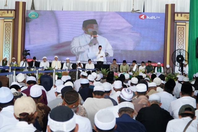 Gubernur Al Haris Hadiri Maulid Nabi Muhammad SAW di Ponpes Kumpeh Daaru At-Tauhid