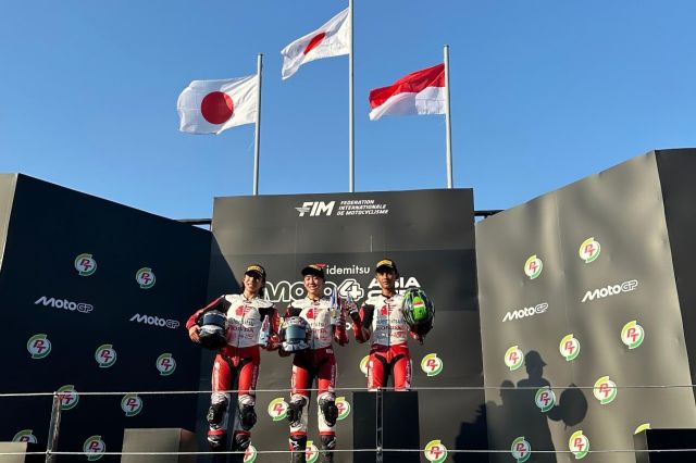 Pebalap Muda Astra Honda Tampil Kencang di Laga Pembuka Moto4 Asia Cup Buriram