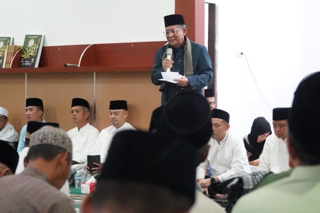 Safari Ramadhan di Tanjab Timur: Wagub Abdullah Sani Serahkan Bantuan Stunting, CSR Hingga BAZNAS
