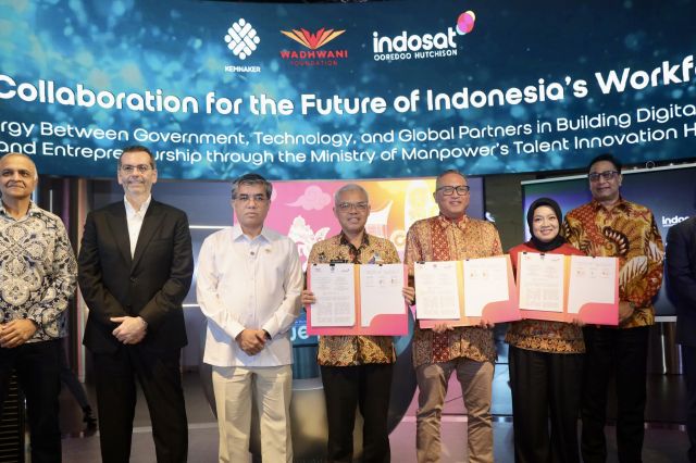 Perkuat Ekosistem Ketenagakerjaan: Kemnaker Teken MoU dengan Wadhwani dan Indosat