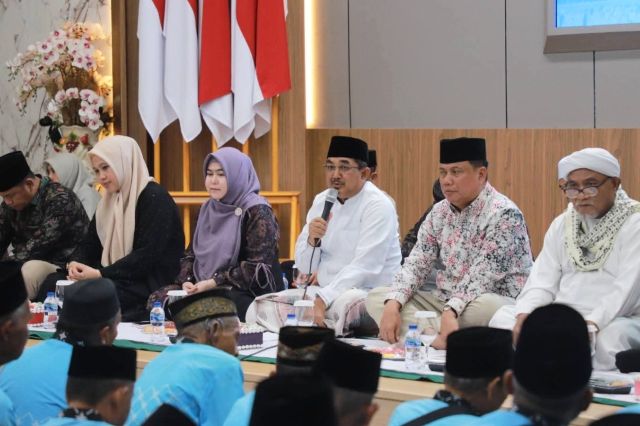 Bupati Anwar Sadat Lepas 376 Calon Jemaah Haji Tanjab Barat 2026: Titip Doa untuk Daerah dan Tuan Guru