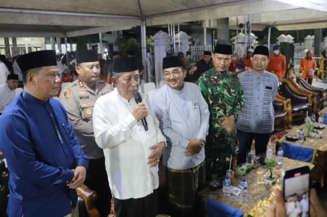 Wagub Abdullah Sani dan Bupati Anwar Sadat Buka Festival Takbiran Idul Adha 1447 H