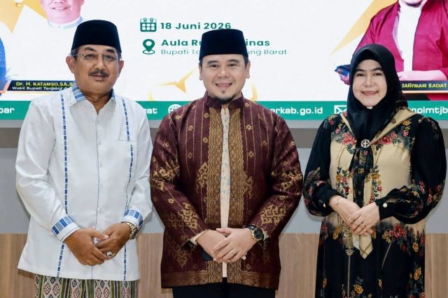 Bupati Anwar Sadat dan Ustadz Hilman Fauzi Hadirkan Semangat Hijrah pada Tabligh Akbar 1 Muharram 1448 H