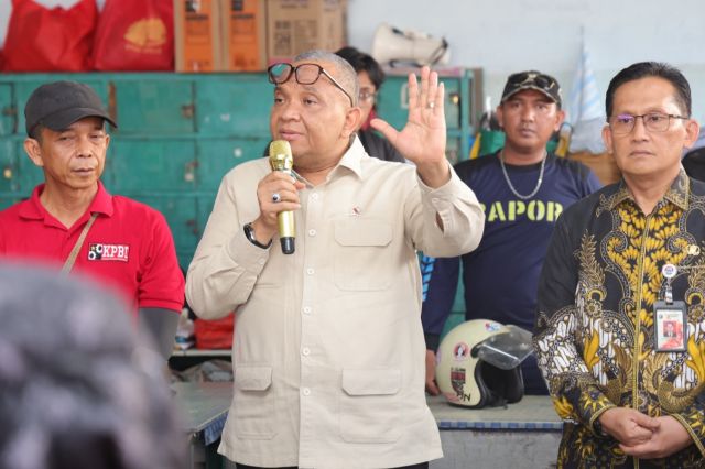 Tindak Lanjuti Aduan Buruh: Kemnaker Mediasi Kasus PHK 133 Pekerja PT Amos Indah Indonesia