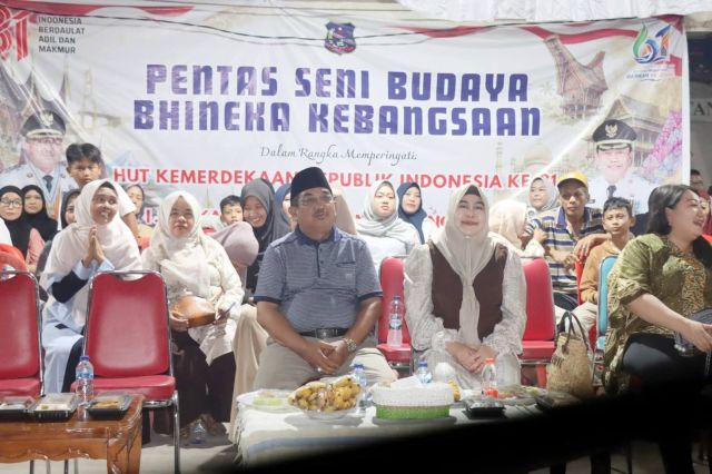 Harmoni Minang dan India Warnai Malam Keempat Pergelaran Seni Budaya di Alun-Alun Kuala Tungkal