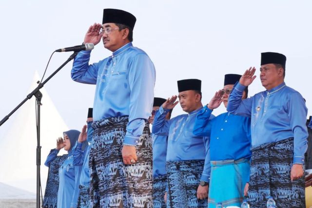 Capaian Ekonomi Tembus 5,28 Persen: Tanjab Barat Rayakan HUT ke-61 dengan Deretan Prestasi Lurah dan Desa