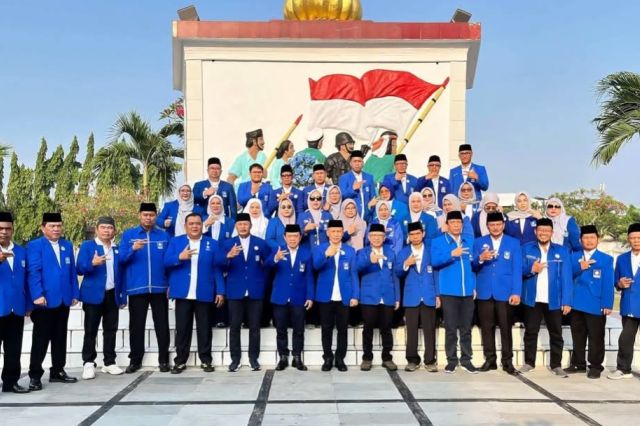 Peringati HUT ke-28 PAN: Al Haris Pimpin Ziarah ke Makam Pahlawan dan Tokoh Pendiri PAN