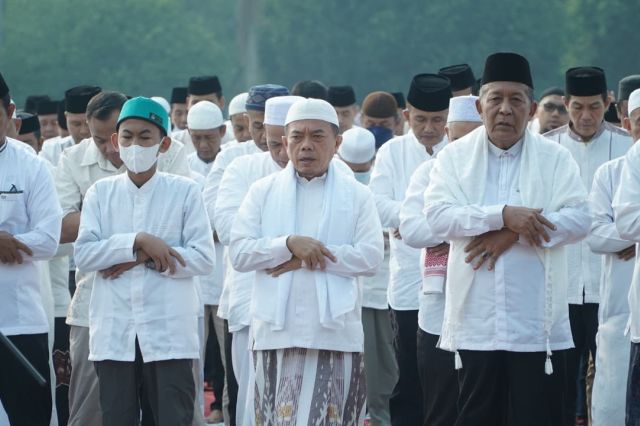 Kemarau Panjang Hampir 5 Bulan: Pemprov dan Warga Jambi Gelar Salat Istisqa Mohon Hujan