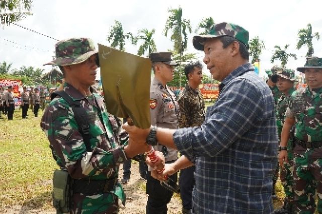 Bupati Romi: TMMD Solusi Efektif di Tengah Keterbatasan Daerah