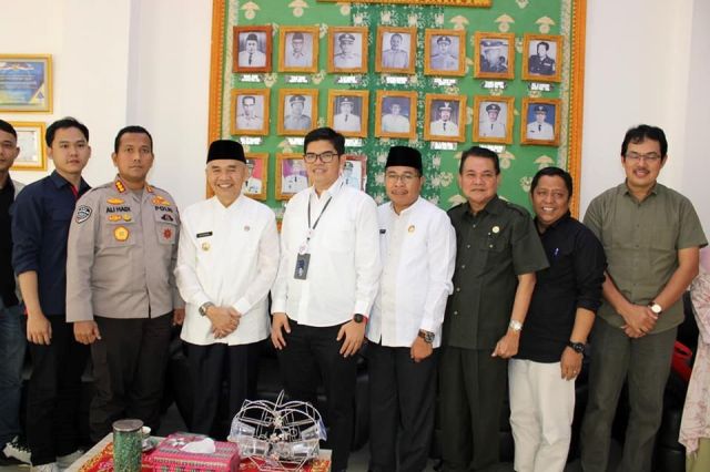 Bupati Adirozal Sambut Kunker PT Telkom di Kerinci