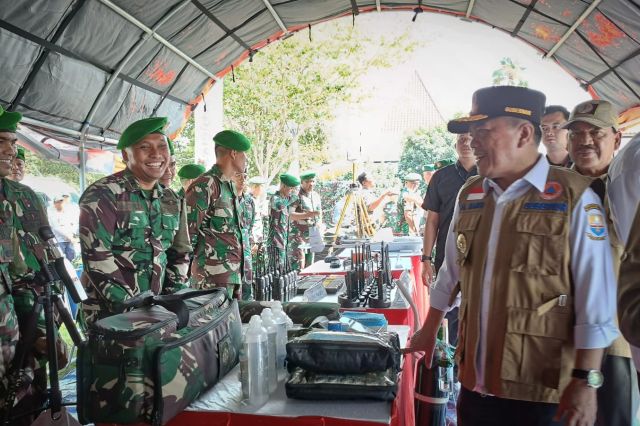 Dipimpin Menko Perekonomian Airlangga: Gubernur Al Haris Ikuti Apel dan Simulasi Karhutla di Sumsel