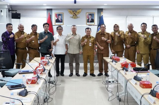 Gubernur Al Haris Boyong Bupati dan Wali Kota Audiensi dengan Menhub: Bahas Pengembangan Transportasi