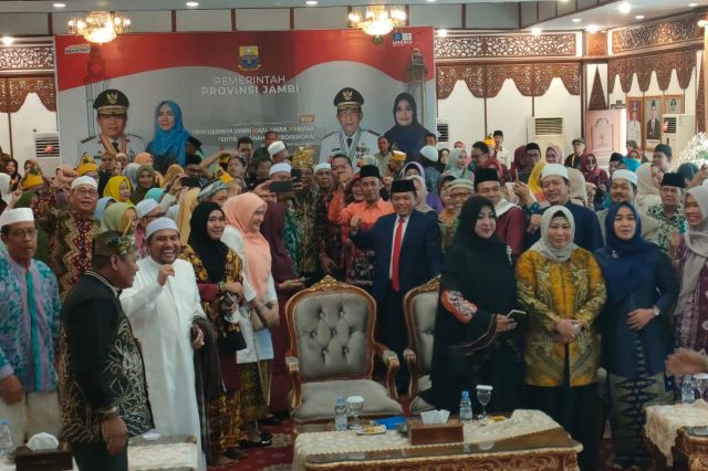 Halal Bihalal Bersama Gubernur Kalsel: Gubernur Al Haris Disambut Hangat Keluarga Banjar Jambi