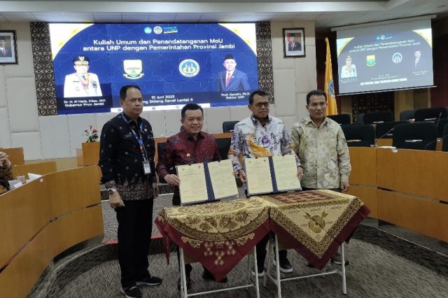 Gubernur Al Haris Beri Kuliah Umum dan Jalin MoU dengan UNP