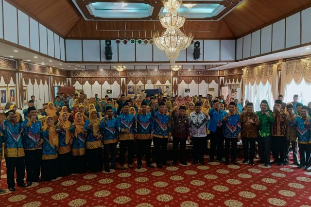 Lantik PW PGMNI Provinsi Jambi, Gubernur Al Haris Janji Perjuangkan Hak-hak Guru Madrasah
